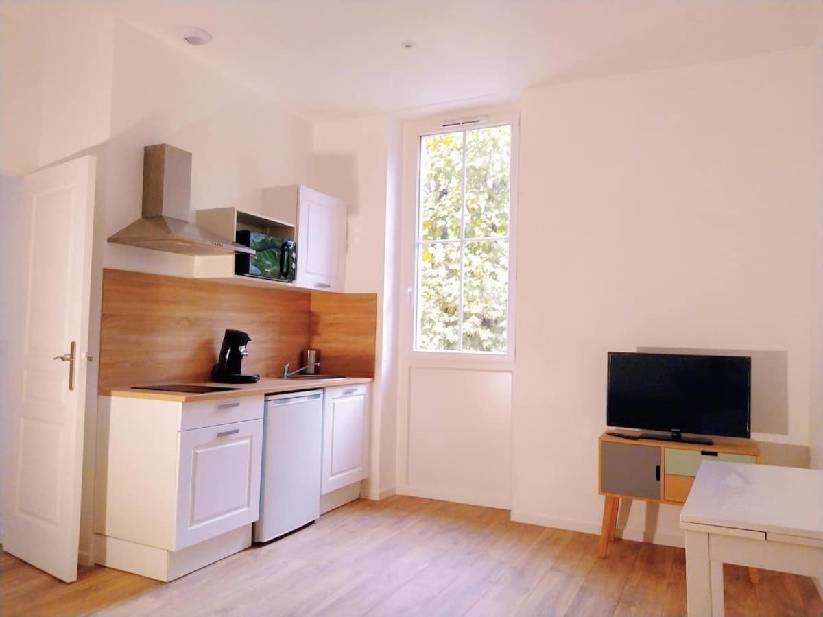 Le Gersois - T2 Moderne - Auch Centre- Wifi Gratuit Apartment Exterior foto