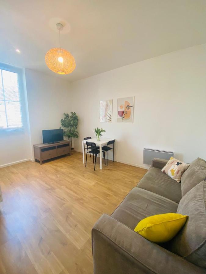 Le Gersois - T2 Moderne - Auch Centre- Wifi Gratuit Apartment Exterior foto